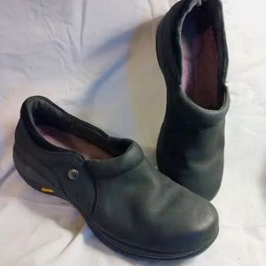 Dansko Nurse Waterproof Leather Vibram Sole Clog Slip On Shoes EU 40 US 9.5